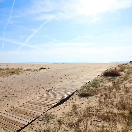 Global Properties, Bonito Estudio En * Puerto de Sagunto