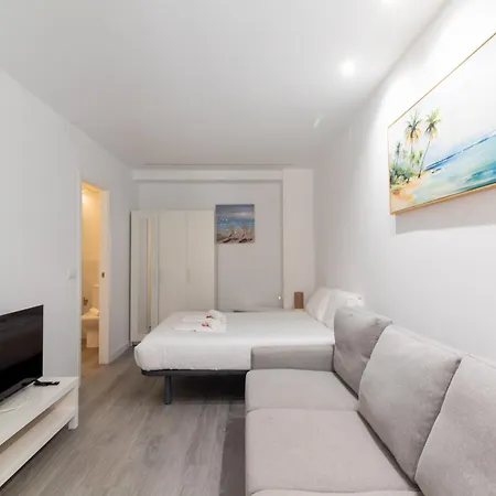 Global Properties, Bonito Estudio En * Puerto de Sagunto